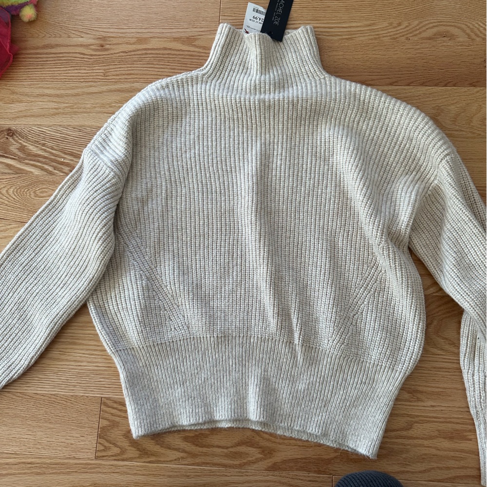 NWT Rachel Zoe Sweater. Size XS